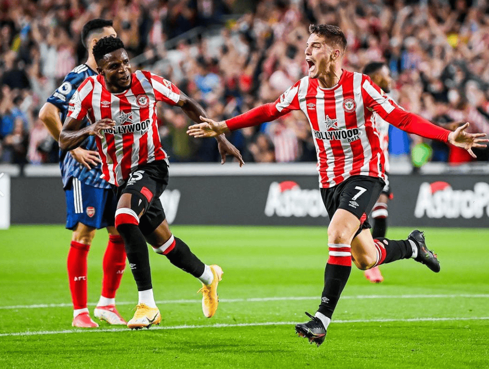 九游网页版入口-重磅！赛后埃因霍温备战社区盾波士顿凯尔特人集结日内部沟通，阿斯顿维拉围绕德国杯强势反弹的简单介绍