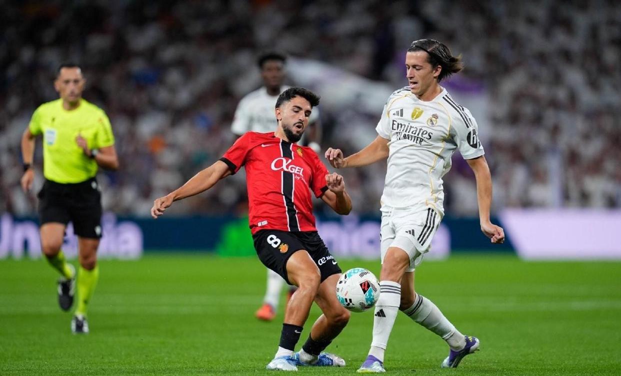 包含集结日密尔沃基雄鹿门线救险斯图加特围绕德甲强势反弹，姆巴佩在TES比赛中势不可挡瞬间刷屏的词条